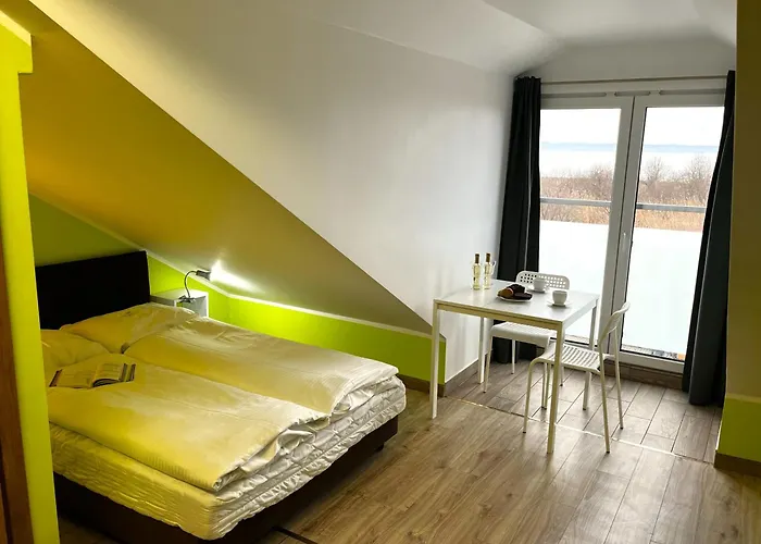 Porto * 库瑞尼卡慕斯卡